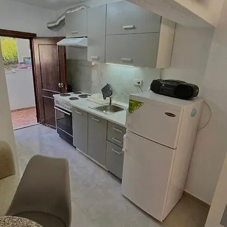 Apartment Polichrono Seaside *